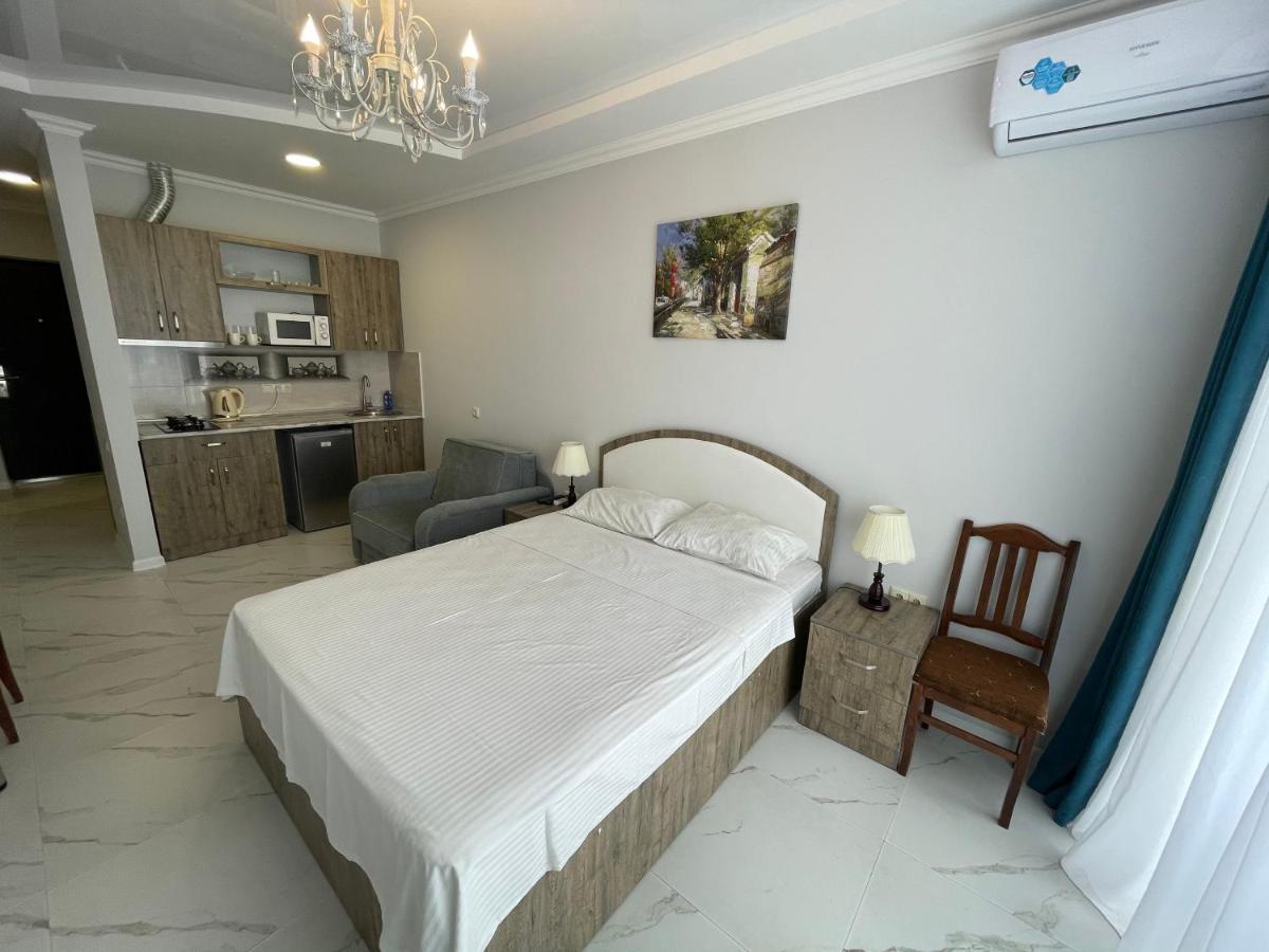 Апартаменты Batumi Real Lux Экстерьер фото
